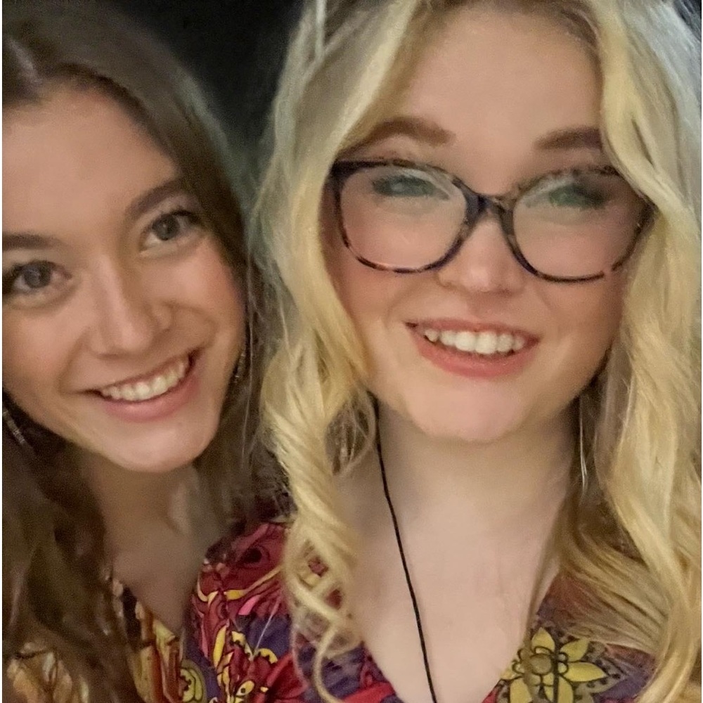 Meet your Posher, Lexie
